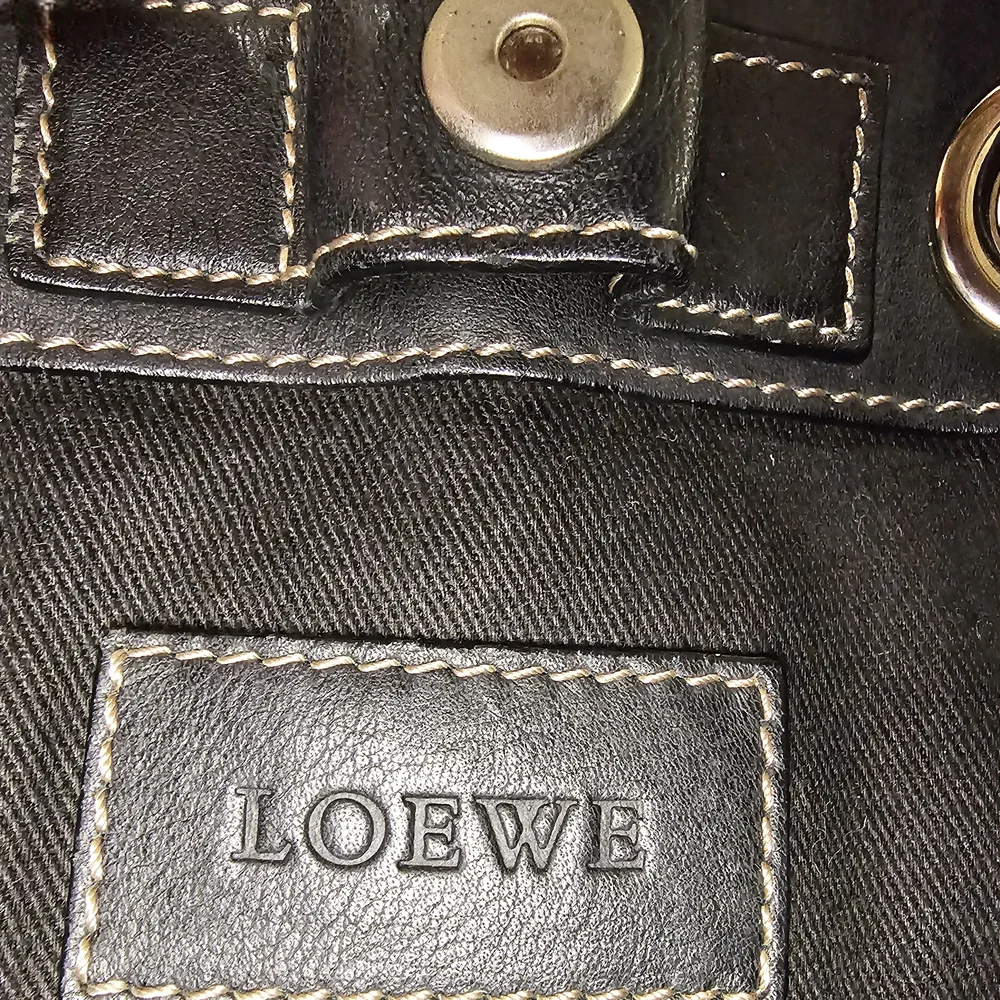 Authentic LOEWE Black Leather Stitched Anagram Logo Shopper Tote Bag (Pristine) - Picture 14 of 15